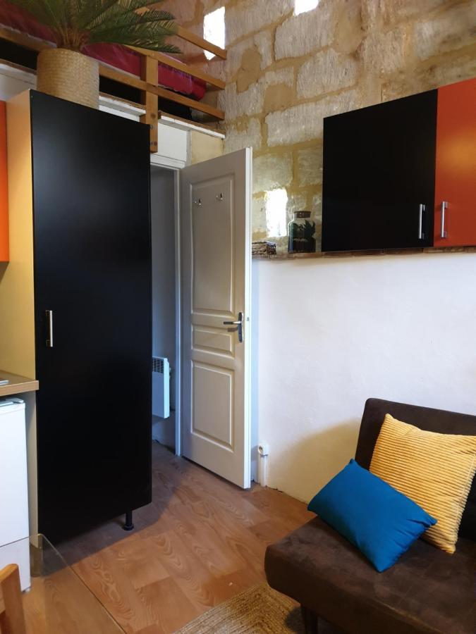 Joli Petit Studio Au Coeur D'Uzes Appartement Buitenkant foto