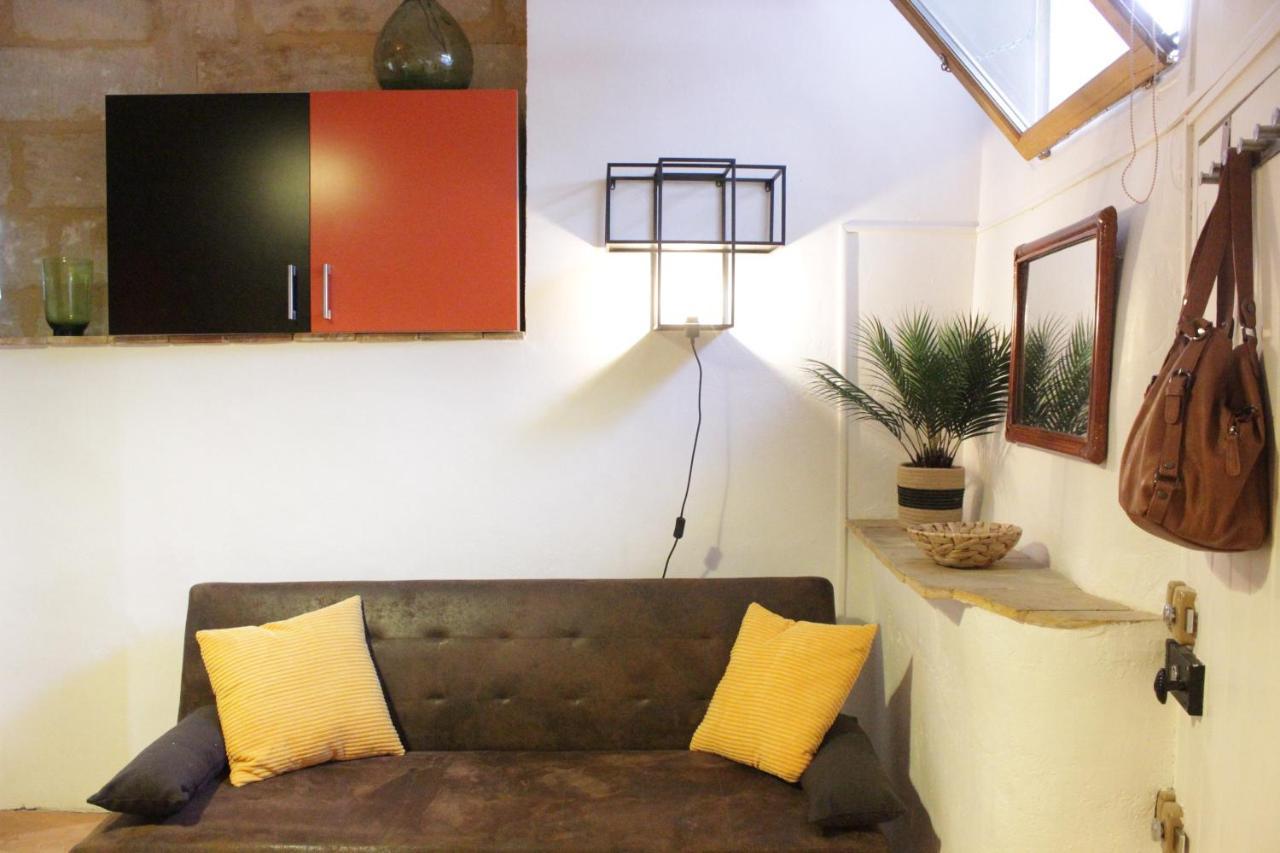 Joli Petit Studio Au Coeur D'Uzes Appartement Buitenkant foto