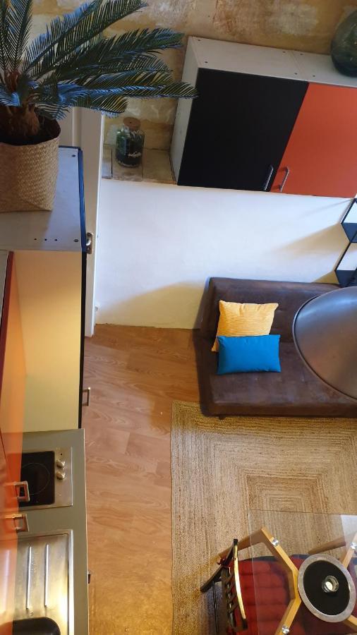 Joli Petit Studio Au Coeur D'Uzes Appartement Buitenkant foto
